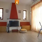 Karantonis House לאונידיון