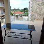 Karantonis House 公寓 利昂尼迪翁