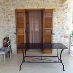 Karantonis House 利昂尼迪翁