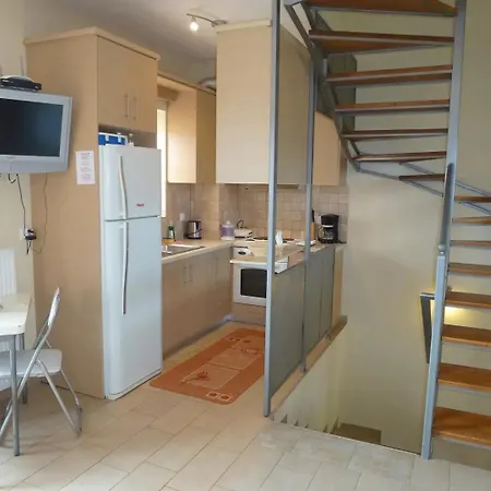 Karantonis House Apartman Leonídio