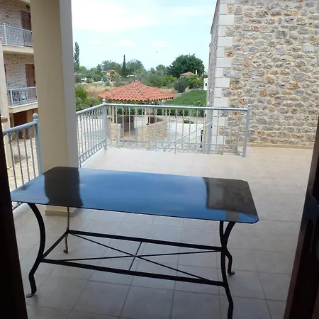 Karantonis House 公寓 利昂尼迪翁