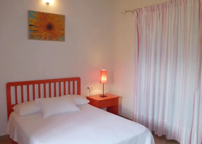 Apartman Karantonis House *