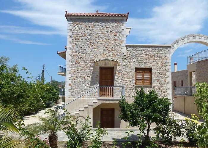 Karantonis House Leonídion