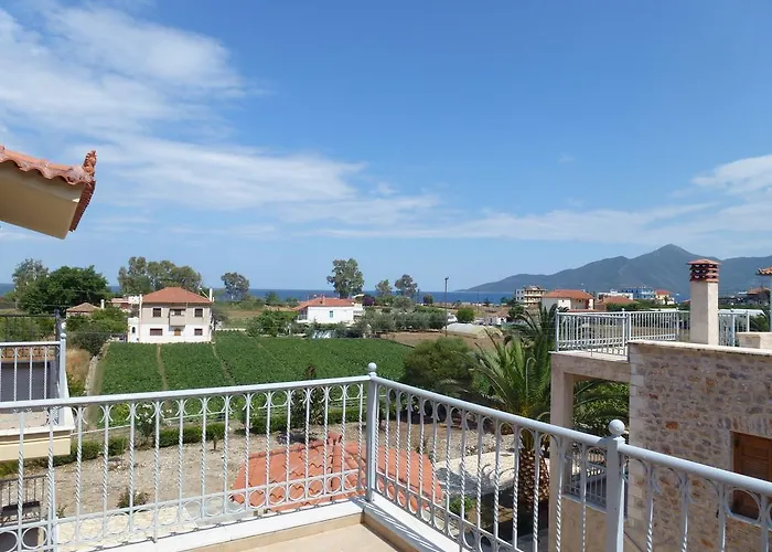 Apartman Karantonis House *